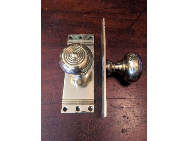 Beehive Door Knob On Back Plate Brass Mortice