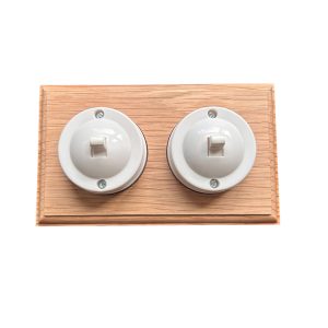 Double recessed natural oak pattress for Bakelite Dolly Switch – solid oak, unfinished surface
