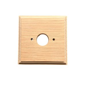 1 Gang natural oak pattress, pre-drilled for Bakelite switches – discontinued item, last few remaining