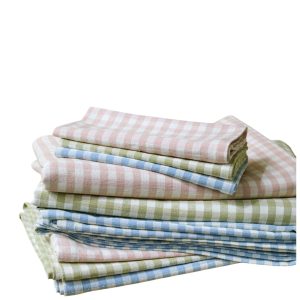 Gingham Cotton Tablecloths Woven from 100% pure cotton.