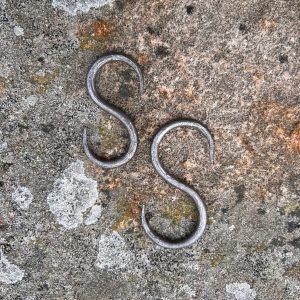 Medium hand-forged antique iron S hook with clear wax finish, 70mm long – ideal for rustic kitchens, bathrooms, or garden use