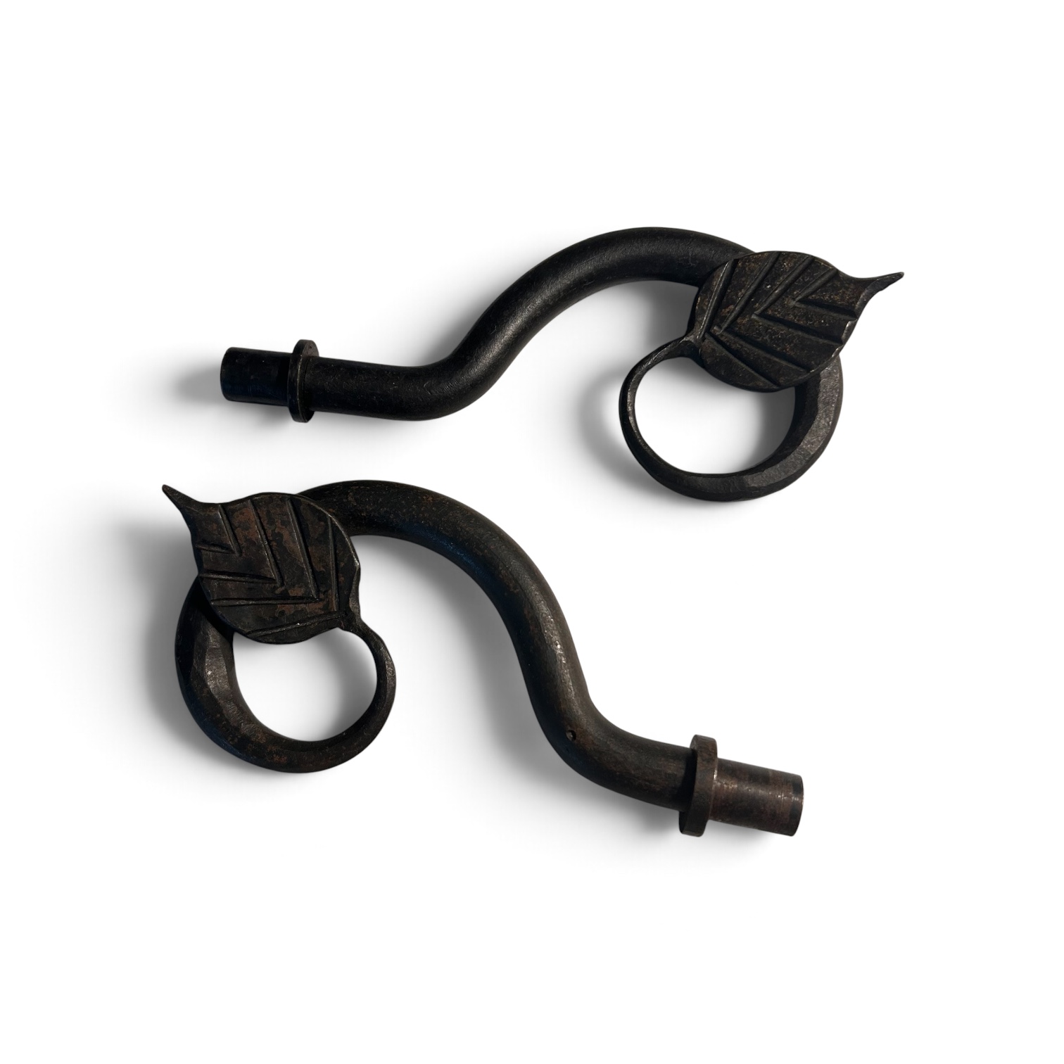 Leaf Curtain Finials Small Pair – Beeswax – Ex Display